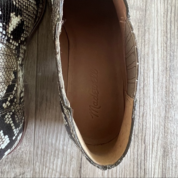 Madewell Sonia Leather Snakeskin Chelsea Booties. - Picture 10 of 10